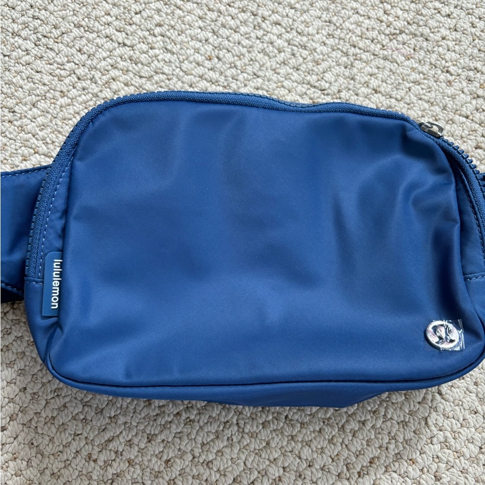 lululemon athletica Blue everywhere belt Bag